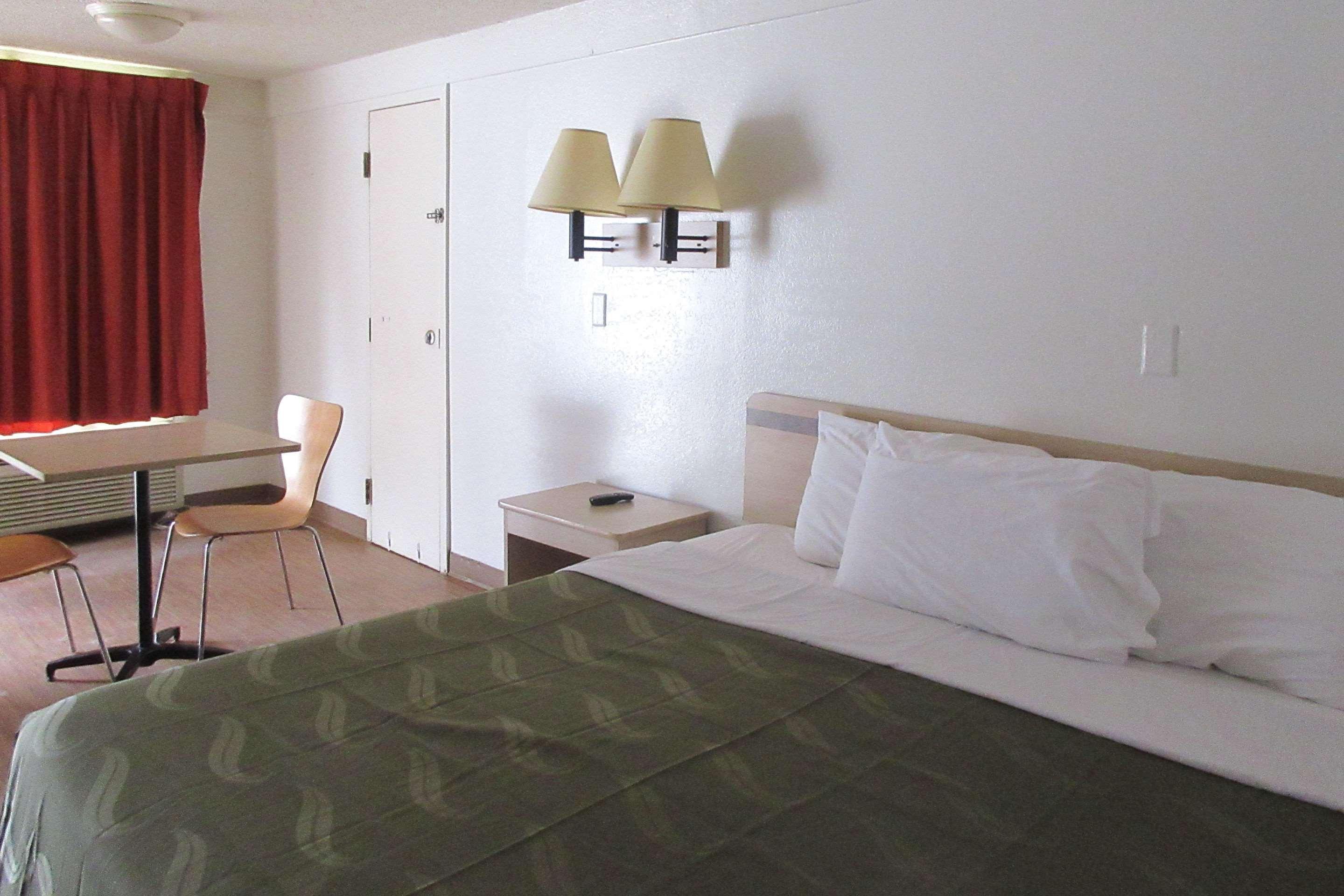 Rodeway Inn Вашингтон Экстерьер фото